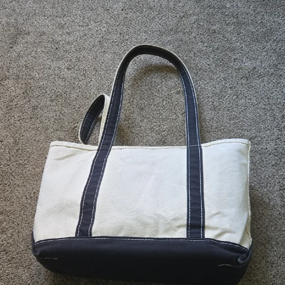 L.L.Bean Boat & Tote – Medium – Made in USA 🇺🇸🛶 - Picture 8 of 10